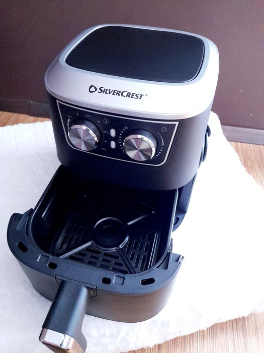 Чисто нов Еьр Фрайер Silver Crest