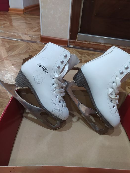 Коньки детские для девочки