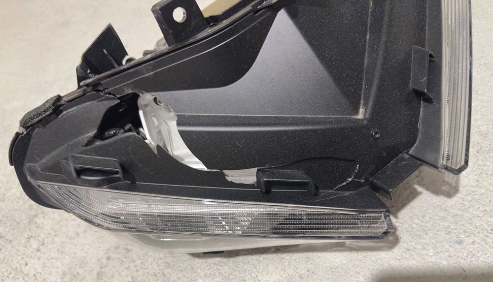 Фар Honda CBR650R