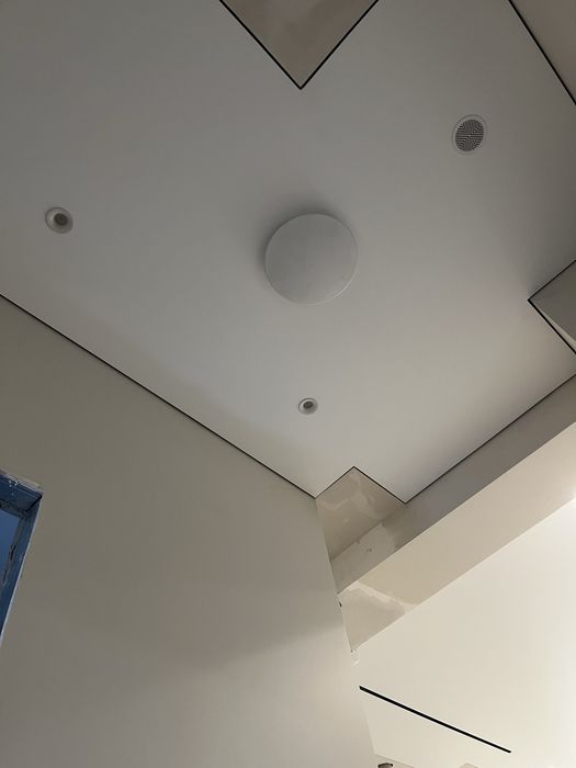 Натяжные потолки