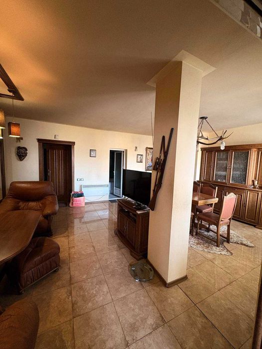 Апартамент под наем в района под Полицията, Казанлък