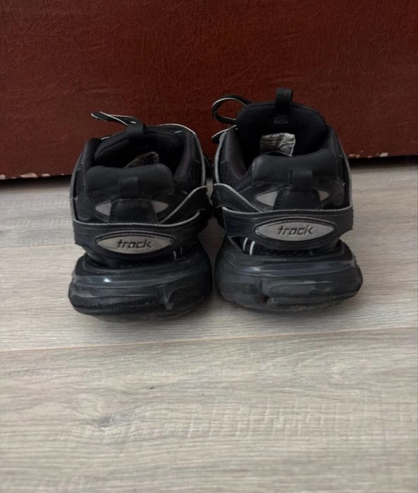 Balenciaga Track