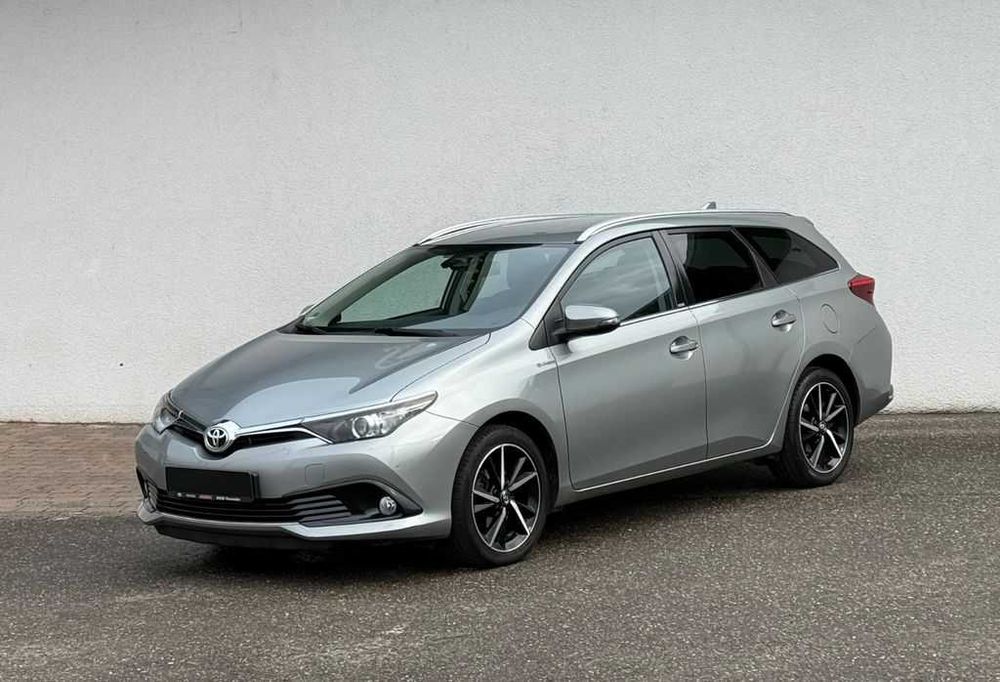 dezmembrez toyota auris facelift 2016 1.8 hybrid