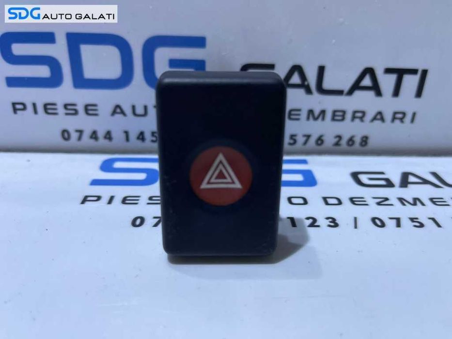 Buton Releu Avarie Avarii Dacia Logan 1 2004 - 2012 [L9438]