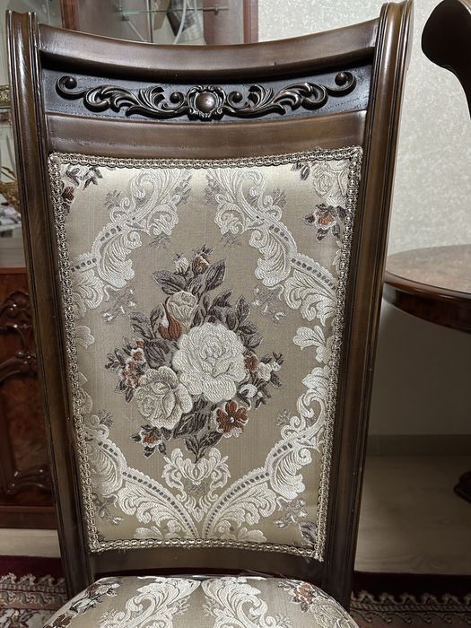 Продам стулья , для зала в отличном состоянии