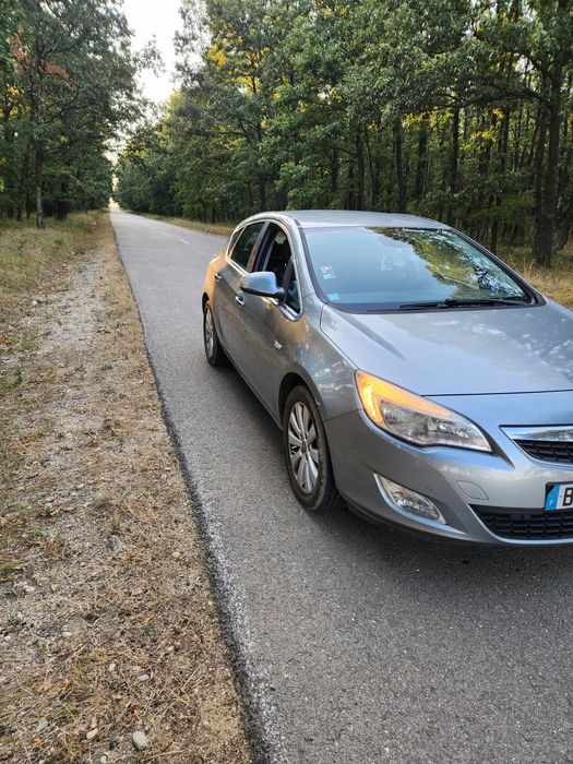 OPEL Astra 2011 — imagine 2