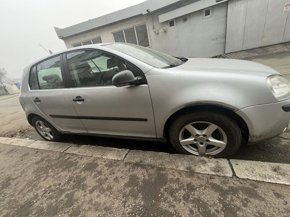 Volkswagen golf 5 2007 1.4 benzina