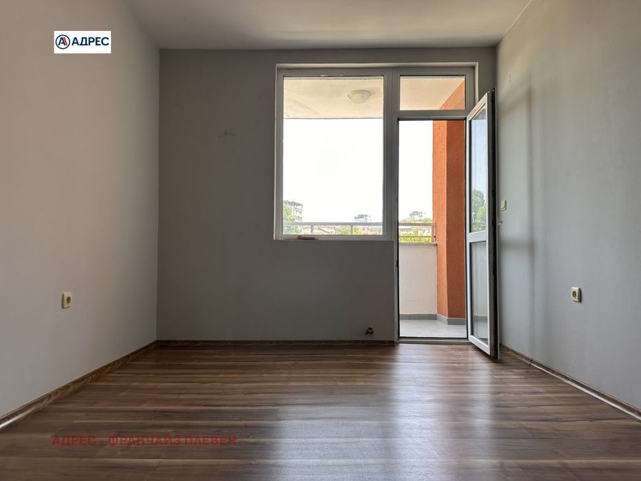 Продава се Тристаен апартамент в Плевен, Широк център - 82 кв.м за 1732 €/кв.м - Снимка #4