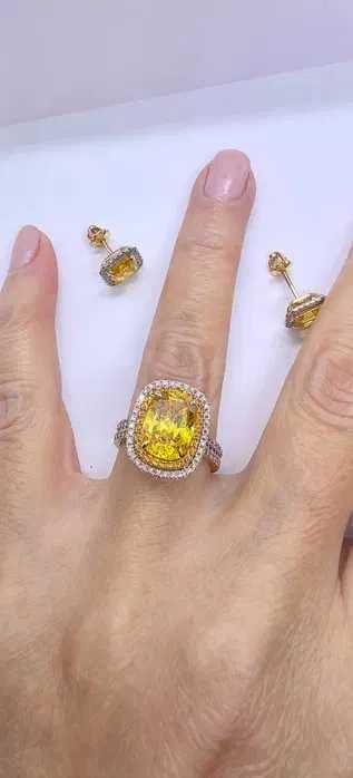 Серьги и кольцо с бриллиантами