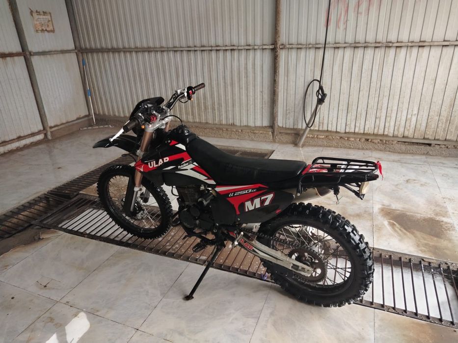 ULAR эндуро 250