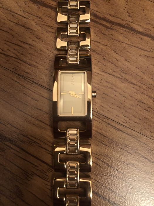 Часы DKNY, Dolce Gabbana