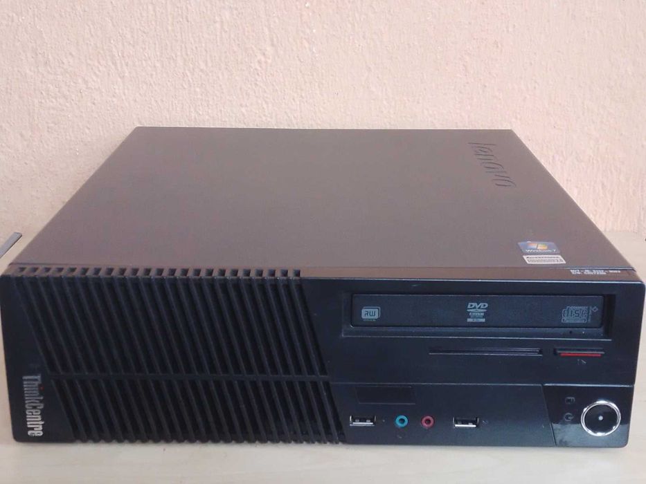 Компютър Lenovo ThinkCentre M71e  с i3-2100, 500GB HDD и 4GB RAM, SFF
