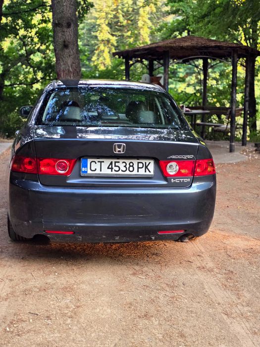 Honda Accord 2.2 i-CTDi (2004 г.) –