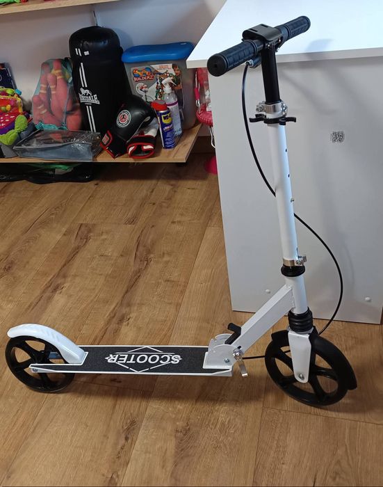 Trotineta metalica Produs nou