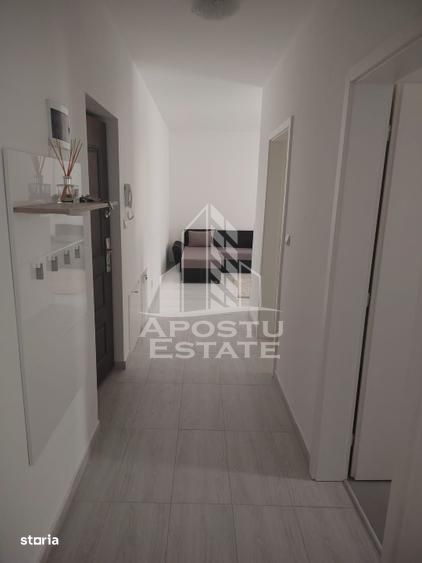 Apartament cu 2 camere de închiriat- centrala proprie, Giroc