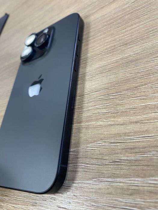 Iphone 16 pro 256gb серый
