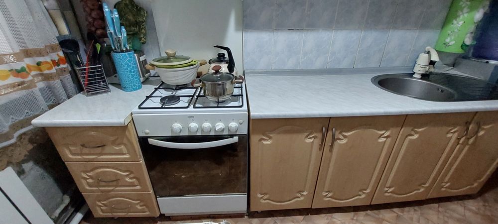 Продаётся кухонный гарнитур