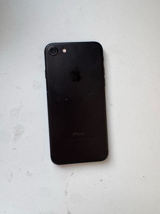 продам iPhone 6 ,64 ГБ