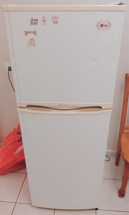 Продам холодильник