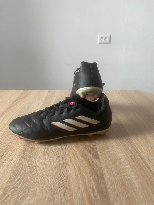 Продам бутсы 38 размер