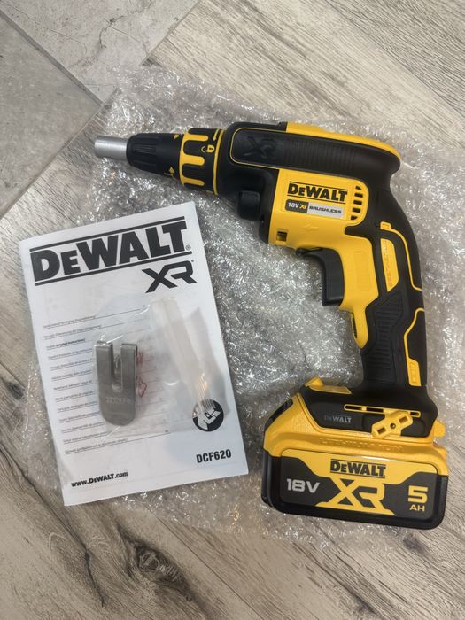 Vind filetanta rigips 2025 cu acumulator nou neutilizat