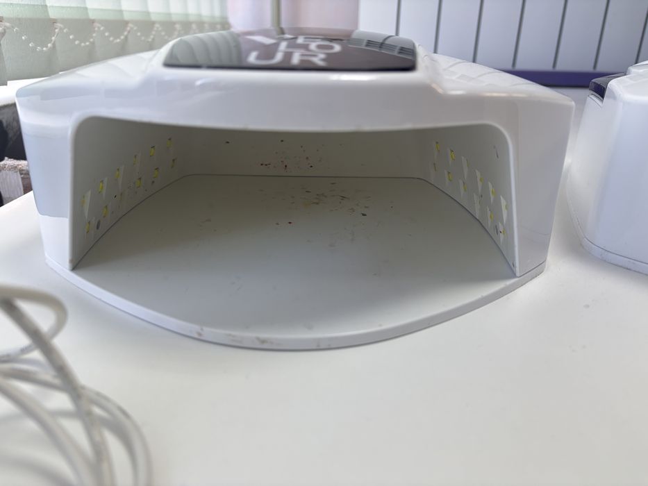 UV/LED лампи Velour