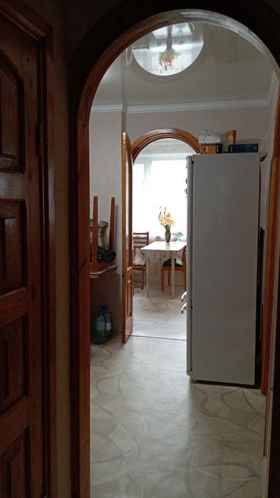 Продам 4хком. квартиру район Океана.