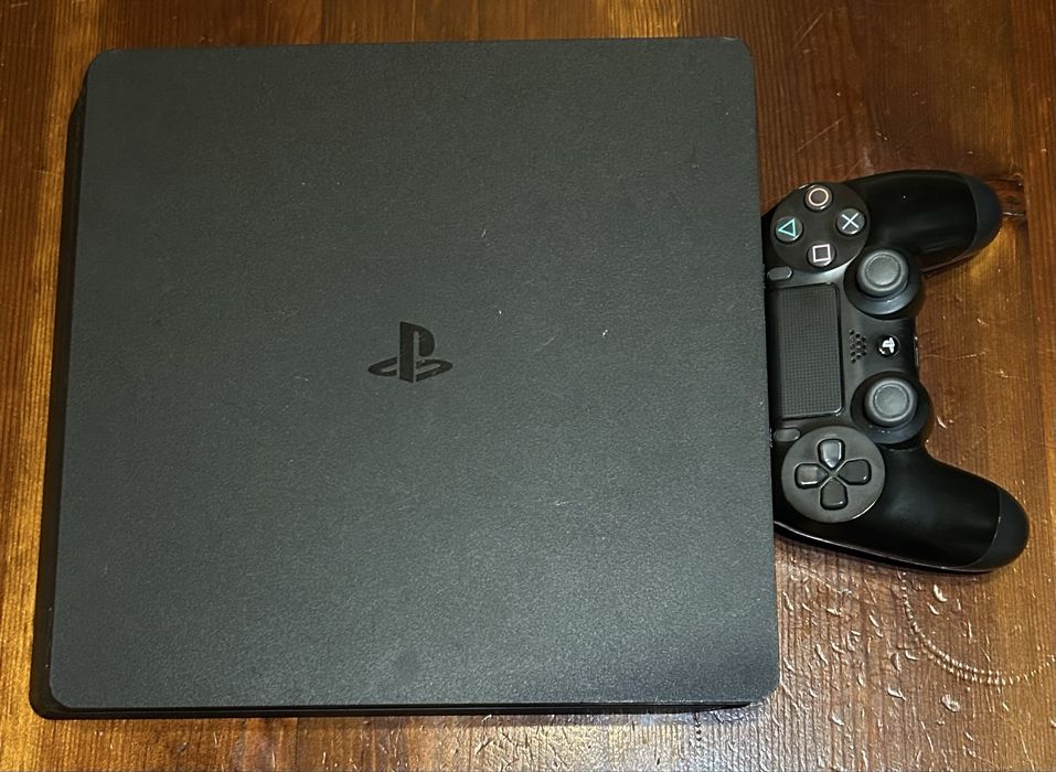 Playstation 4 slim 1tb