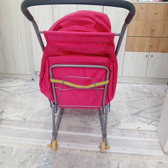 Продам санки детские