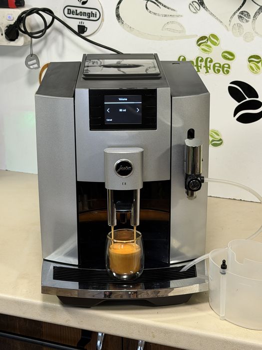 Кафемашина кафе автомат JURA E8 PLATIN с гаранция