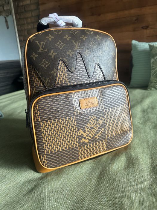 Женский рюкзак Louis Vuitton
