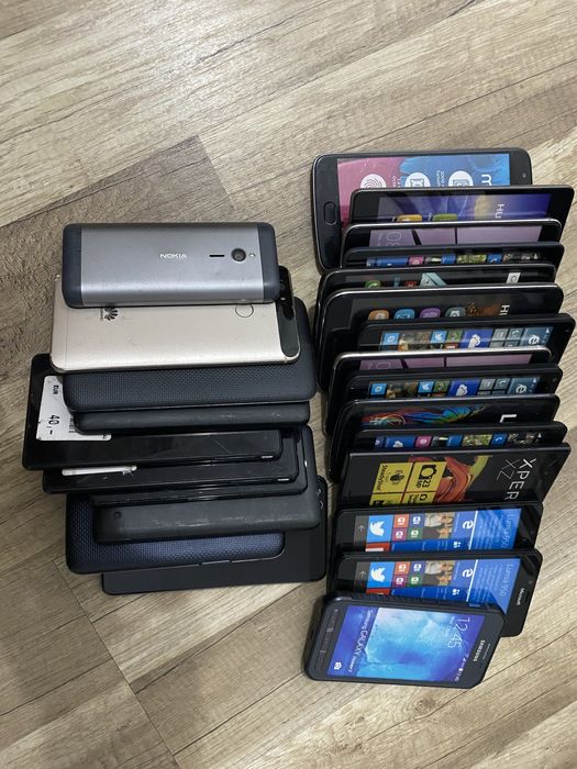 Telefoane (machete prezentare 25buc )