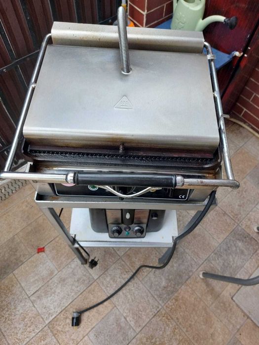 Gratar electric profesional