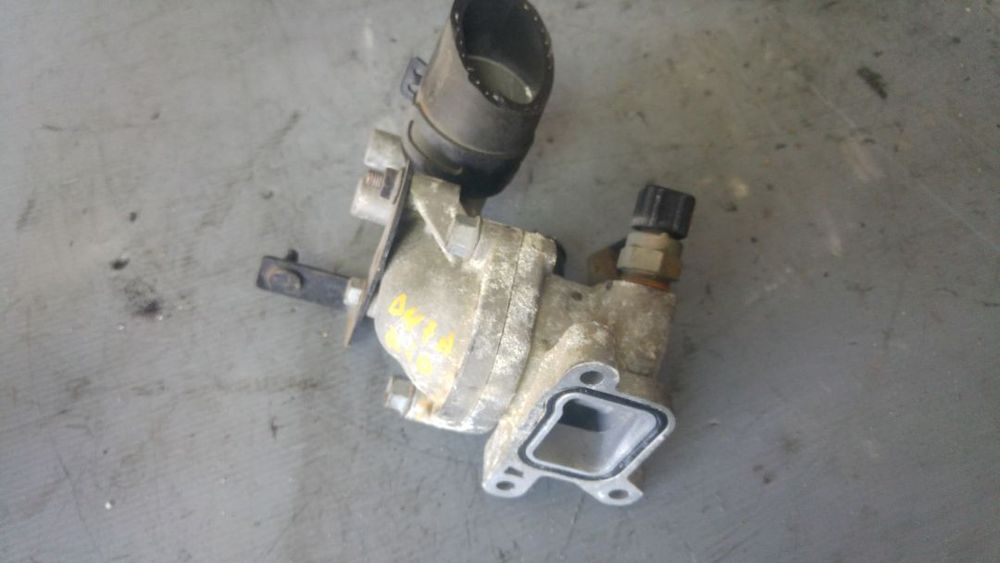 Corp carcasa termostat 1.5 crdi d4fa kia rio 2 cerato hyundai accent 3 getz