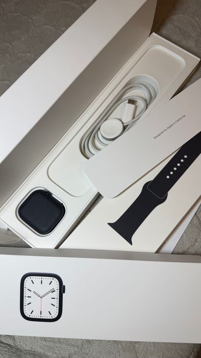Продам Apple Watch Series 7 41mm