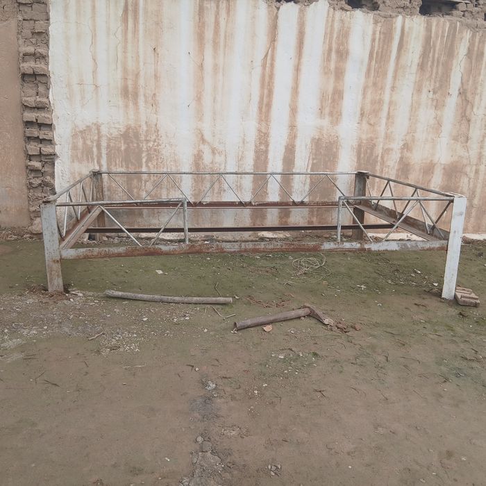 Kravat sotiladi 3ml kilishsa buladi