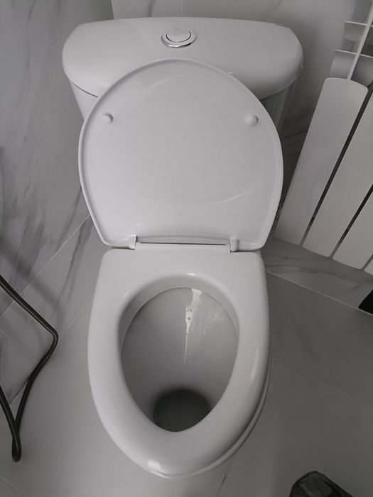 Продам унитаз новый