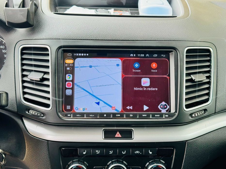 Navigatie 4GB VW Amarok Caddy Jetta Eos Scirocco Sharan Golf Carplay