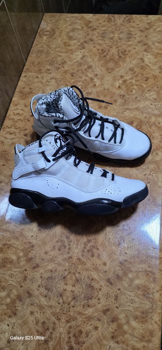 Air Jordan Boys 6 Rings Sneakers Black White