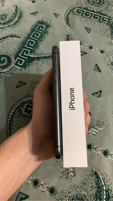 Продам айфон 11 iphone 11