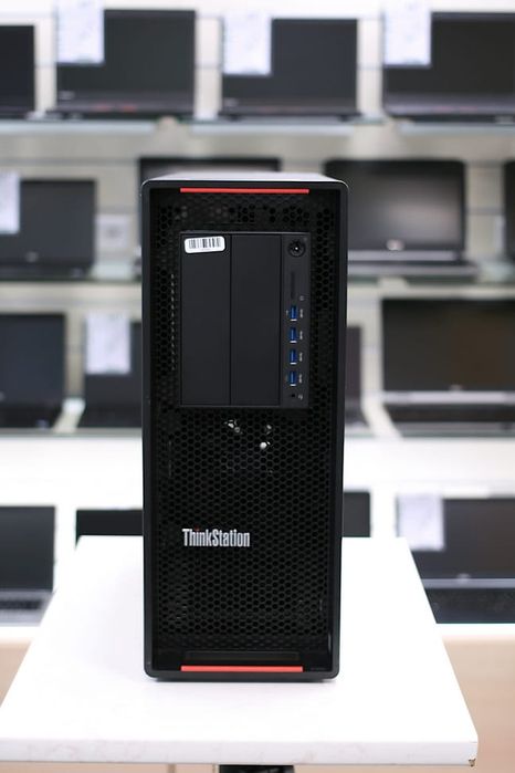 Lenovo Thinkstation P500 sistem performant