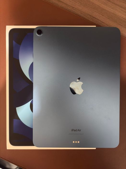 Apple iPad планшет