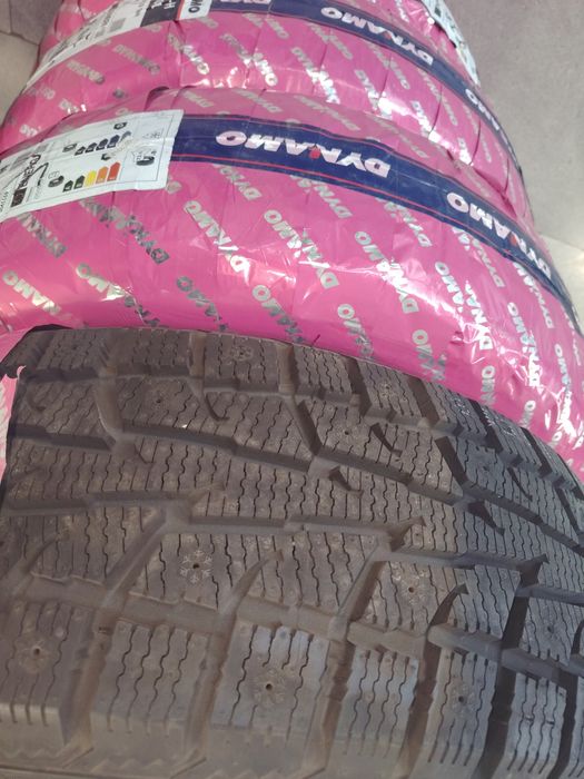 225/55R19 Зимни!!!