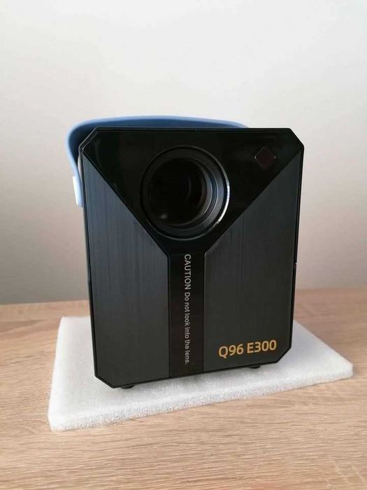 Смарт проектор Q96 E300, Домашно кино, Андроид, до 100 инча, Smarthome