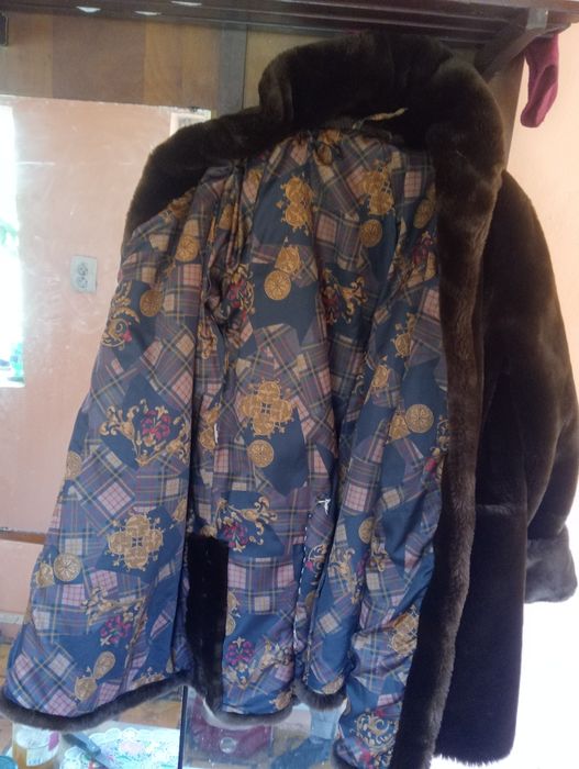 Vând blană naturală