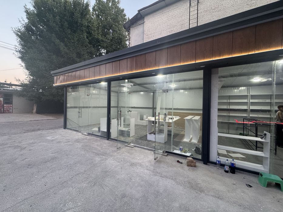 Ofis yoki Foto kanstavar, qulay joy, yoki nimadurla qisa boladi