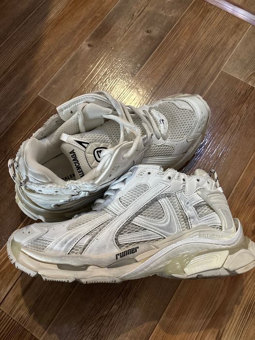 Balenciaga runner 42