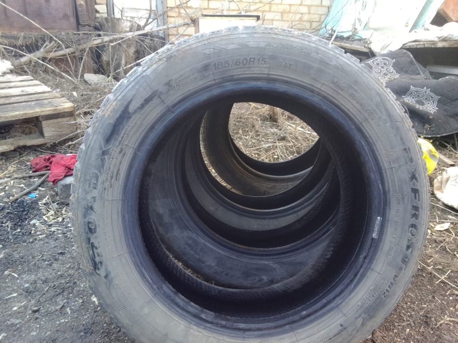 Продаются б/у шины R15.