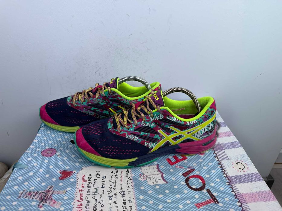 ASICS Gel-Noosa Tri 10''оригинални маратонки 41.5 номер