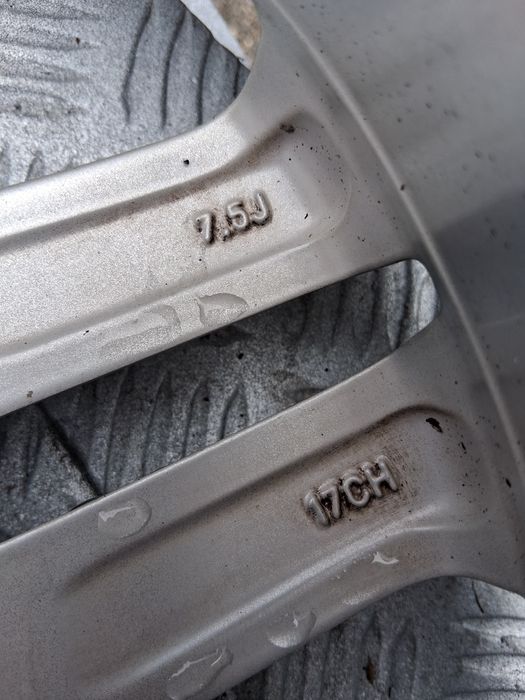 17цола оригинални за Пежо Ситроен  4×108  7.5J ×17 ц.65.1мм ет17